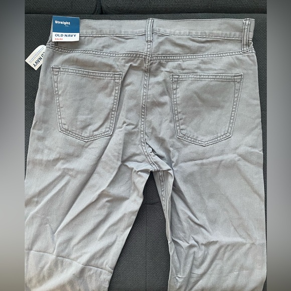 Old Navy Men’s Light Grey Straight Pants - Picture 3 of 7